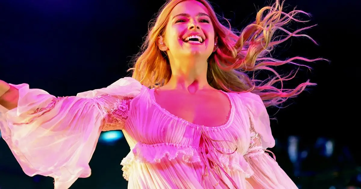 Musique.  Addison Rae, de danseuse TikTok à supernova de la girl pop
