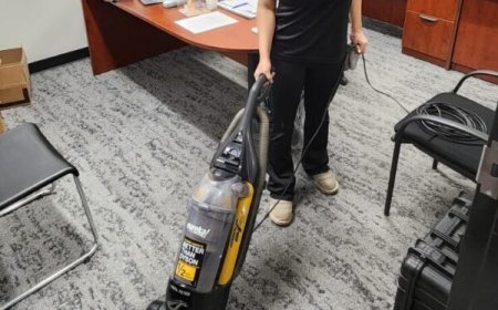 How Much Should I Charge to Clean a 2000 Sq Ft Office?