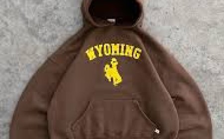 Akimbo: The Streetwear Statement with the Akimbo Hoodie at Its Core