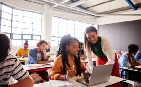 The Rise of Online Coursework Writing Services: A Lifeline for Modern Students