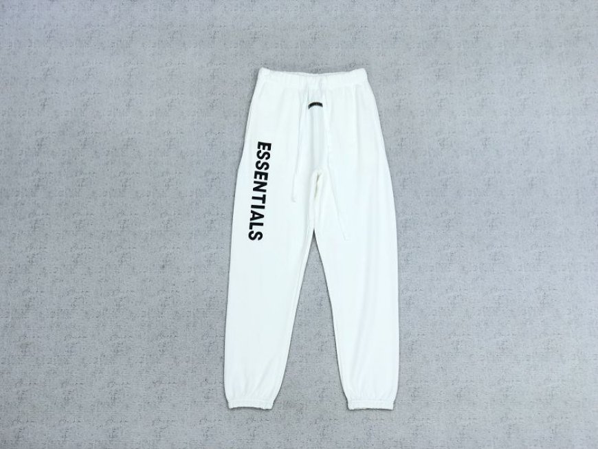 Classic Vibes Only in Essential Sweatpant Flow